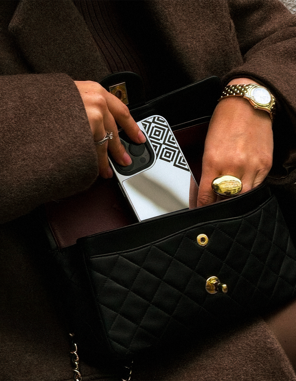 Mirror Selfie Phonecase