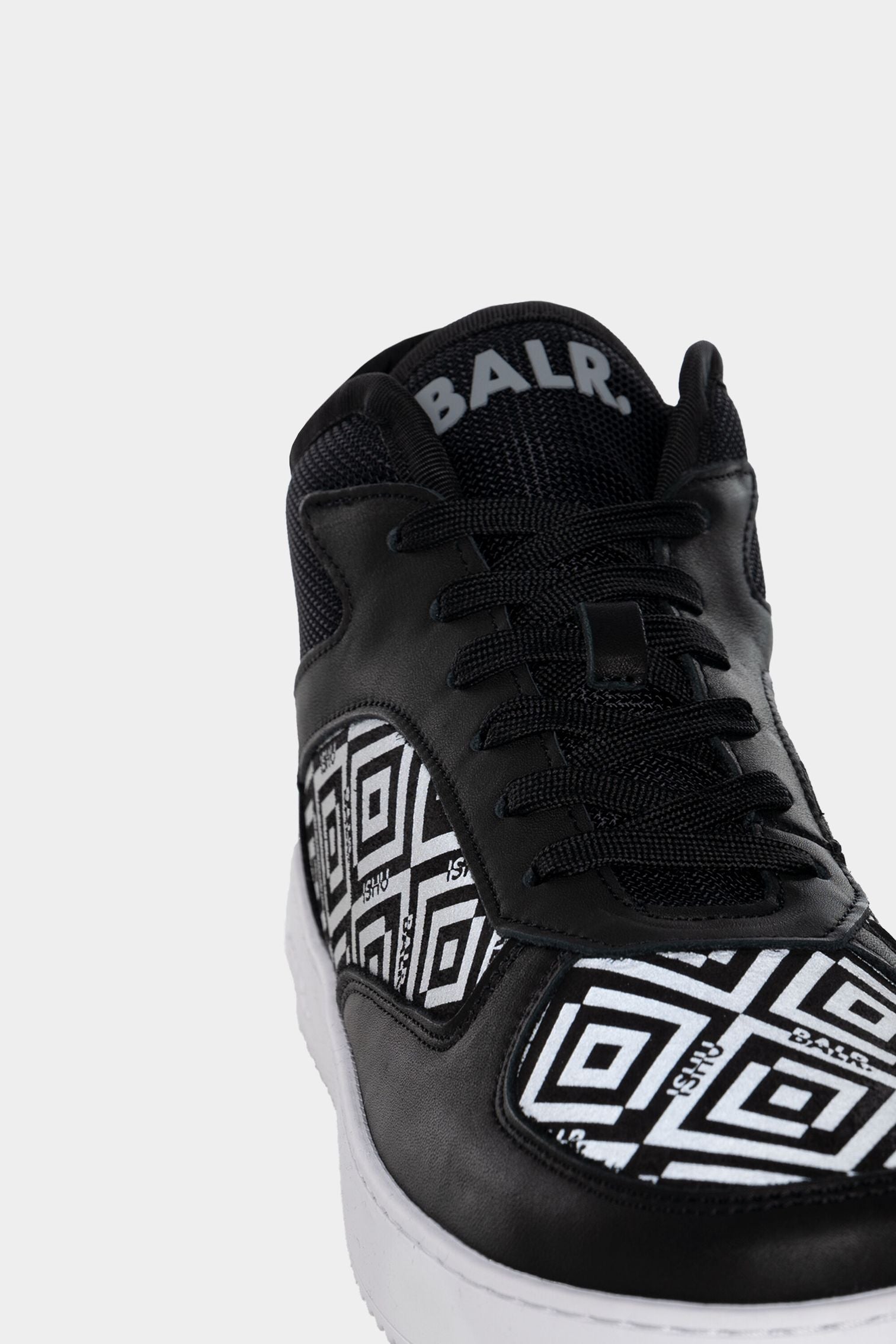 Mid Black Reflective Sneaker (Jet Black)