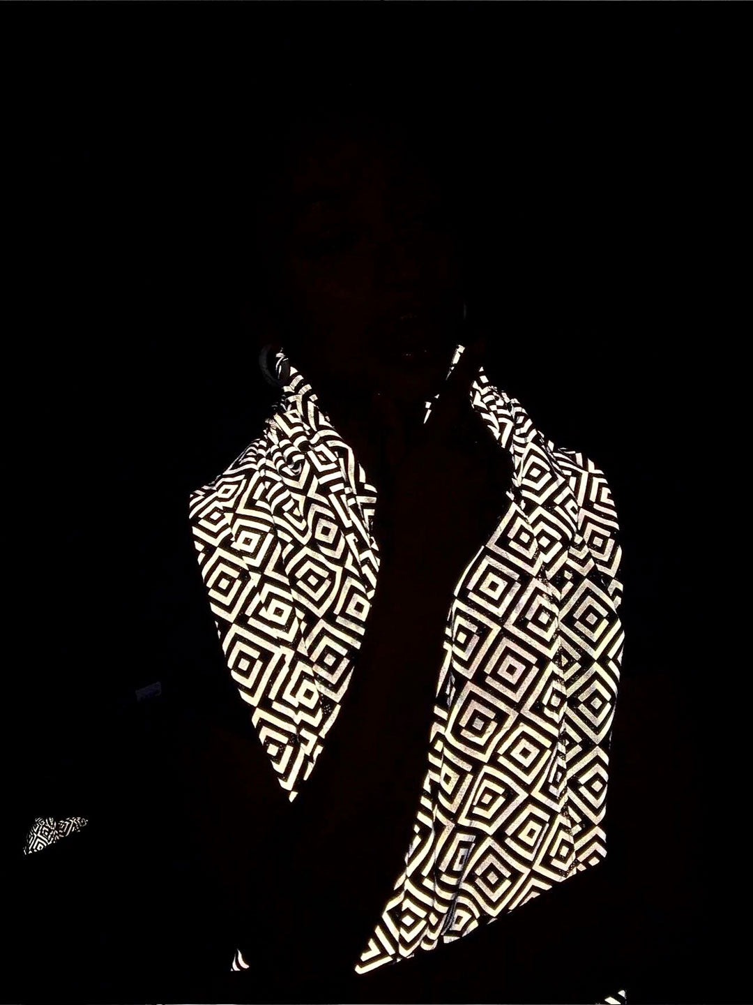 BLACK ISHU SCARF